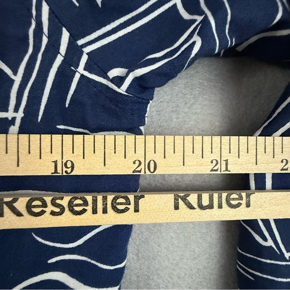 Talbots Shirt Women's Medium Long Sleeve Pullover Partial Button Down Boat Print - Picture 10 of 11